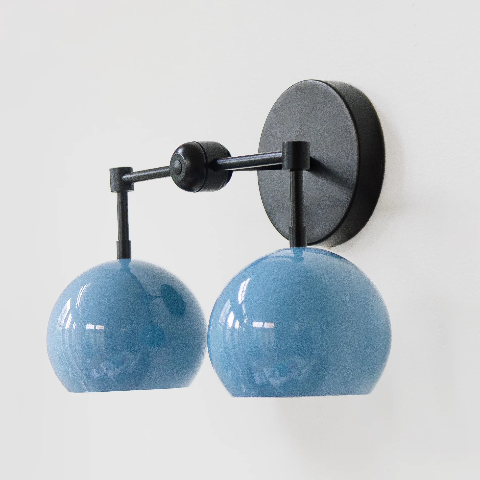 Double Loa Sconce with Hydrangea Blue Shades - Image 11
