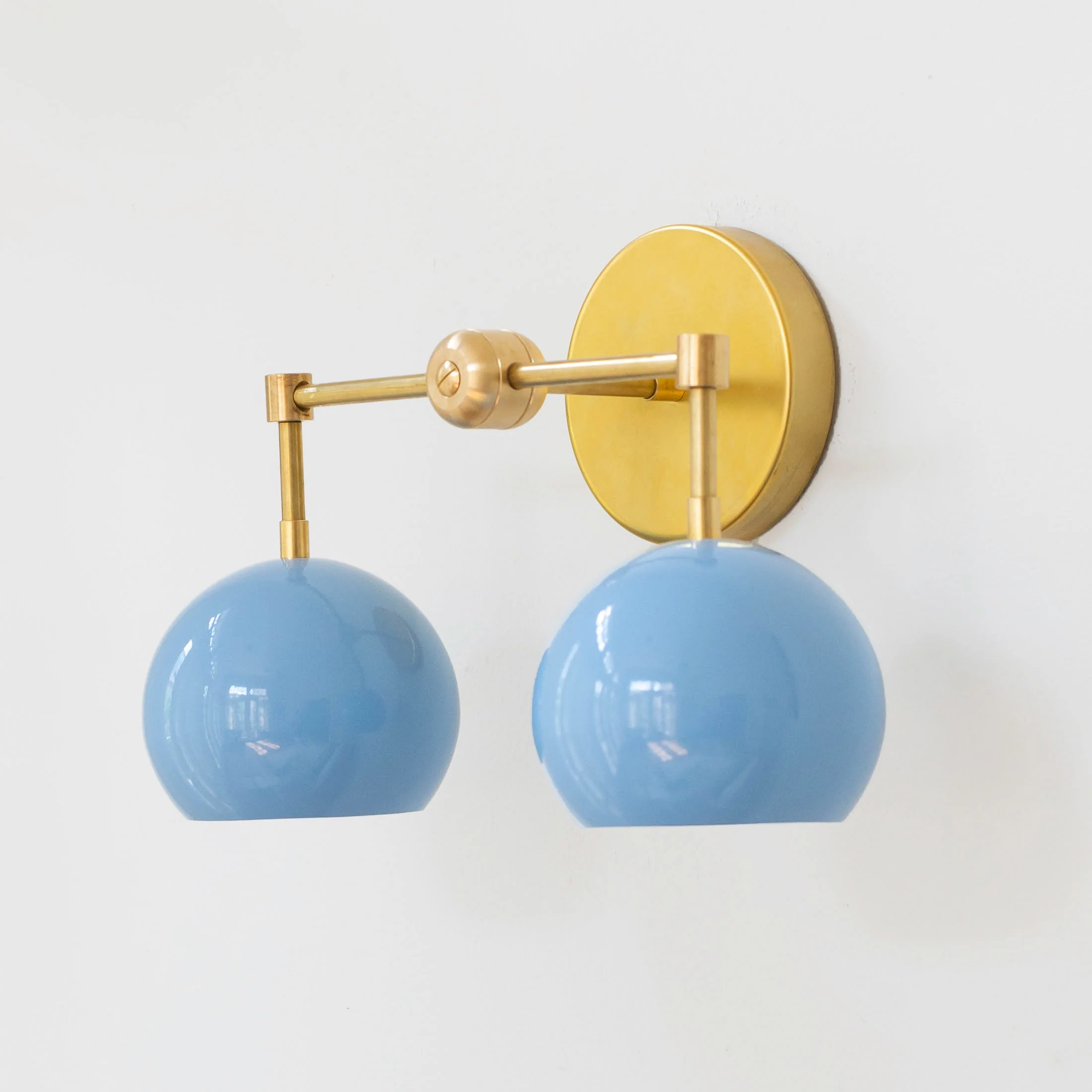 Double Loa Sconce with Hydrangea Blue Shades - Image 7