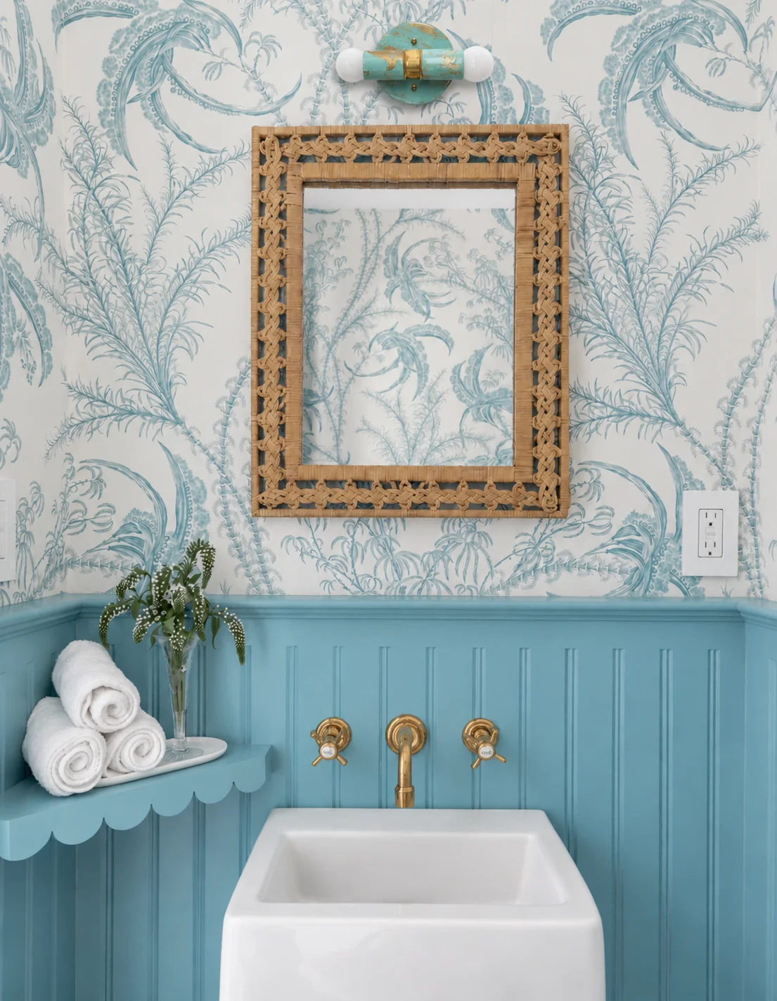 Poolside, Cream, & Gold Marbled Small Thalia Sconces - Image 7