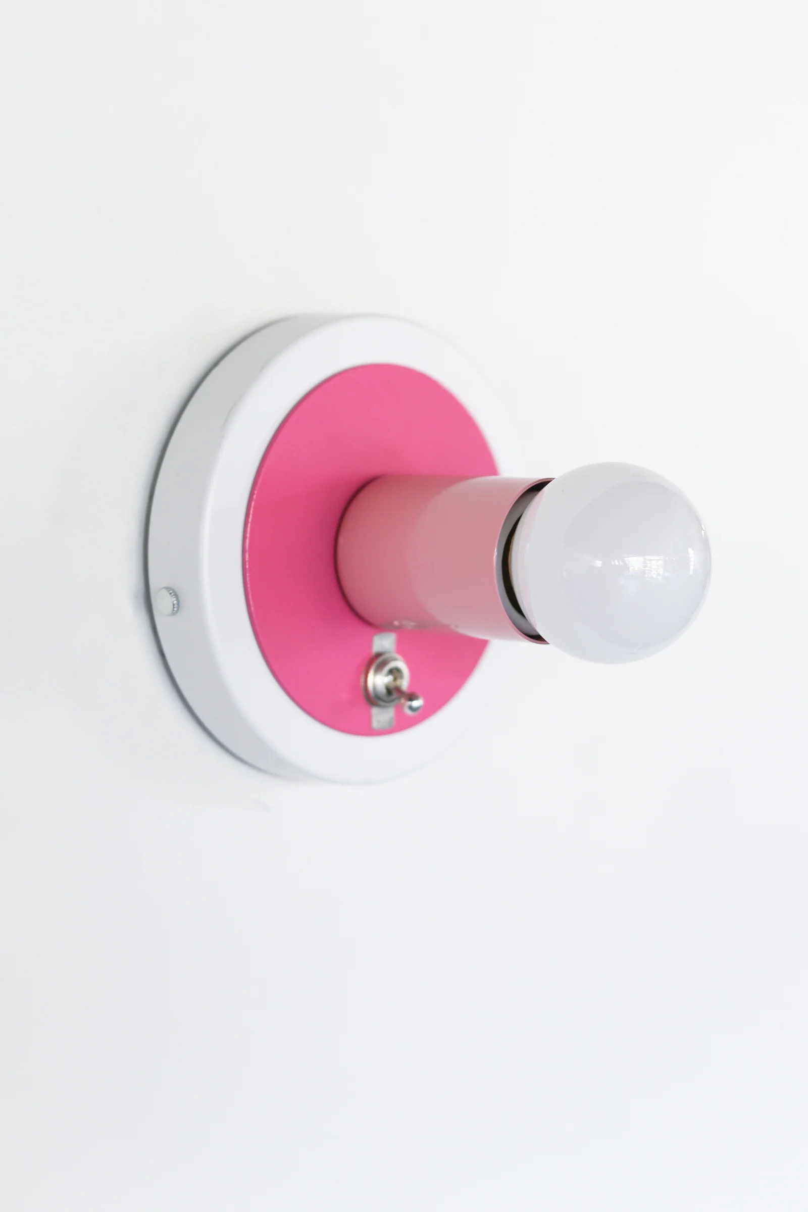 Warhol Sconce - Image 39
