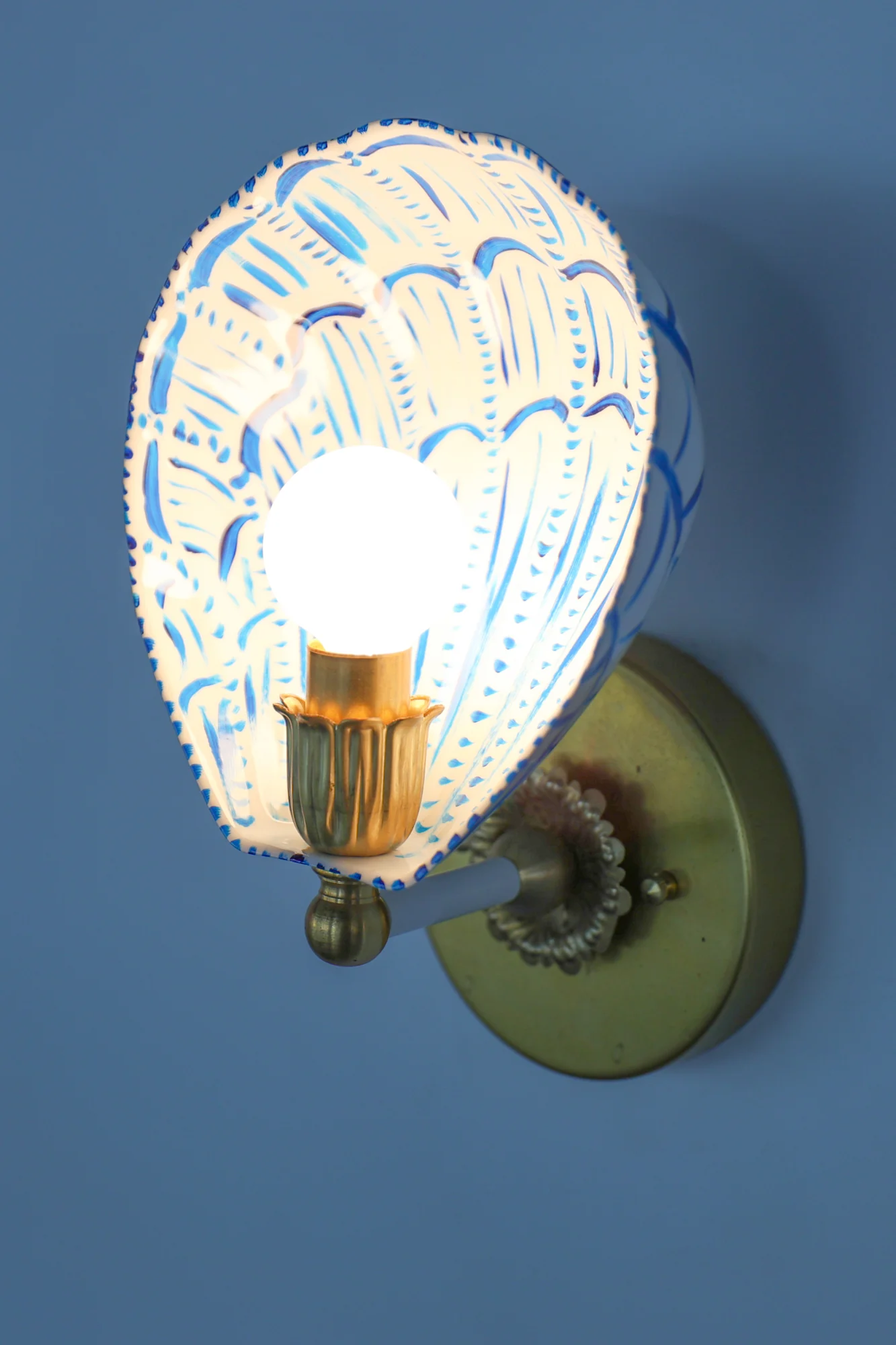 White, Blue, & Brass Hand-Painted Coquille Sconce: One of One - Image 6